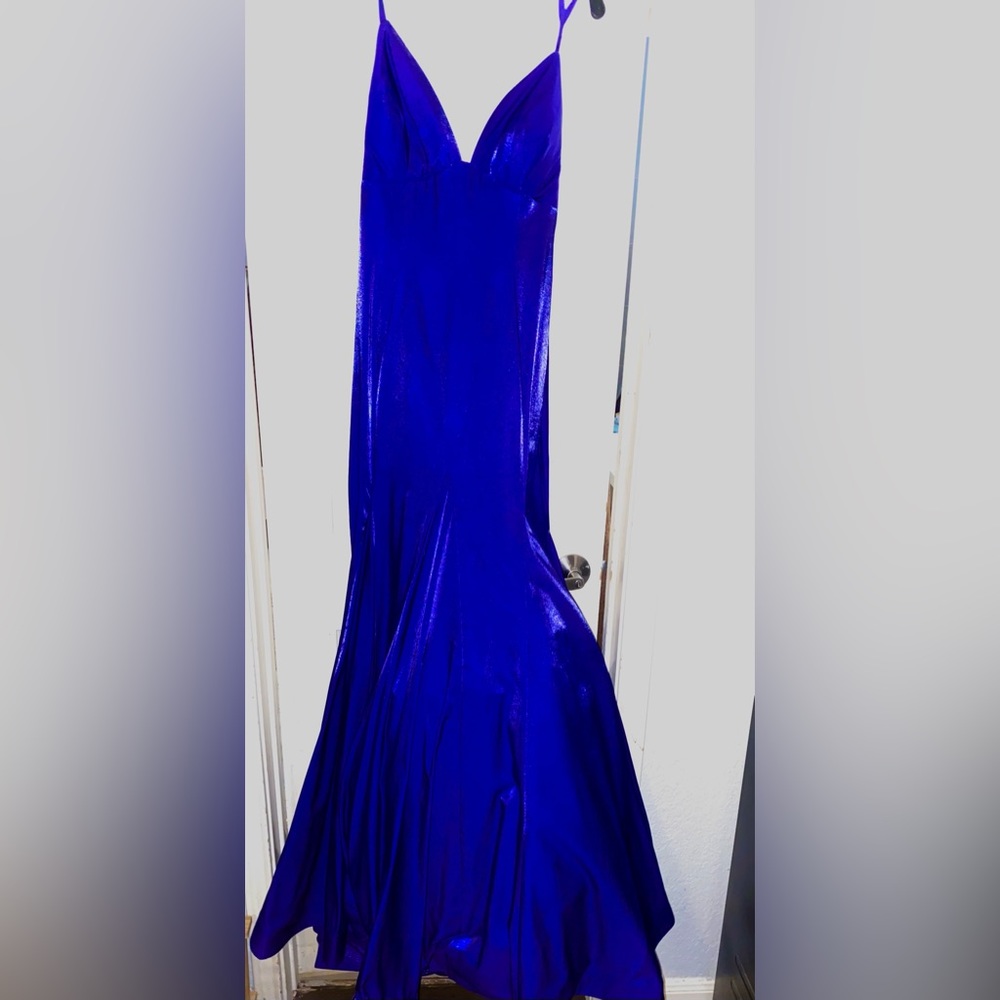 Selling A Beautiful Royal Blue Mermaid Dress